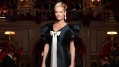 Η Αντριάνα Σκλεναρίκοβα κατηγορεί τον εν διαστάσει σύζυγό της για εκβιασμό και κακοποίηση: «Διέφυγα από τη βία, όμως με καταδιώκει»