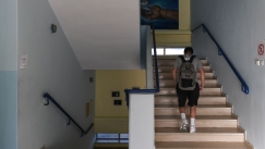 «Μαθητής προσπάθησε να με χτυπήσει μπροστά στη διευθύντρια»