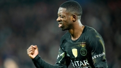 Ο Ντεμπελέ πανηγυρίζει εναντίον της Τσέλσι 