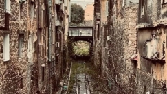 Η Γέφυρα του Μάγκα στον Πειραιά που χώριζε δύο κόσμους