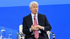 Τζέιμι Ντίμον: O τραπεζίτης που νίκησε τις κρίσεις και έχτισε έναν κολοσσό