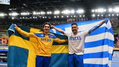 Oι πανηγυρισμοί του Καραλή με τον Ντουπλάντις μετά τον τελικό στο Τορούν 