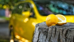 Το κόλπο με το λεμόνι στο αυτοκίνητο που λίγοι γνωρίζουν