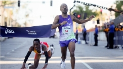  Νίκη με... «buzzer beater» στον μαραθώνιο του Λος Άντζελες (vid)