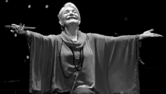 «Σταλιά-σταλιά» στην αιωνιότητα: Τα 10 εμβληματικά τραγούδια της Μαρινέλλας που σφράγισαν μια εποχή (vid)