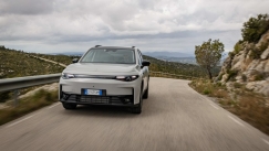 Πώς λειτουργεί η τεχνολογία Hybrid EV της Leapmotor που υπόσχεται αυτονομία έως 1.000 χλμ.