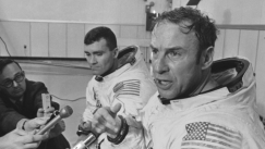 «Χιούστον έχουμε πρόβλημα»: Το θρίλερ του Apollo 13 και ο Έλληνας της NASA που έσωσε την αποστολή
