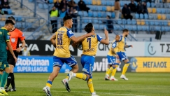 Super τρίποντο για παραμονή με Μπαρτόλο και Παπαδόπουλο!