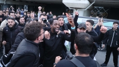 Οι οπαδοί του ΠΑΟΚ αποθέωσαν την αποστολή μετά την πρόκριση στους τελικούς του FIBA Europe Cup!