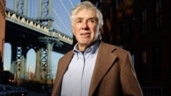 Success story: Από την απόλυτη φτώχεια έφτιαξε αυτοκρατορία – Τα έξι μαθήματα ζωής ενός δισεκατομμυριούχου