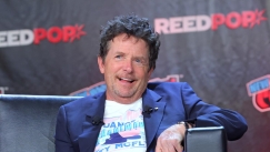 Γκάφα CNN: Συγγνώμη, δεν πέθανε ο Μάικλ Φοξ