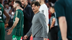 Δίπλα στην ομάδα ο Δημήτρης Γιαννακόπουλος