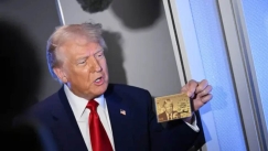 Μόνο ένας άνθρωπος έχει εγκριθεί για τη «χρυσή κάρτα» του Ντόναλντ Τραμπ των 1 εκατ. δολαρίων