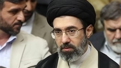 Πόλεμος στη Μέση Ανατολή: Πηγές από το περιβάλλον του Χαμενεΐ λένε ότι έχει παραμορφωθεί το πρόσωπό του 