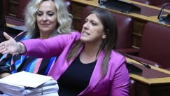 «Βέργα» Κωνσταντοπούλου σε Δουδωνή για σύμπλευση με Κακλαμάνη: «Άλλα έλεγες στο τηλέφωνο, ντροπή σου»