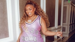 Η Lizzo είχε την πρώτη ερωτική επαφή στα 30 της: «Ήθελα να περιμένω μέχρι να κερδίσω Grammy»