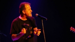 «Μια βραδιά στο Λούκι» και «Σαν σταρ του σινεμά» γράφτηκαν στο ίδιο μπαρ: Η ιστορία τους