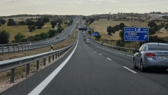 Τέλειωσαν τα ψέματα για τους Ισπανούς οδηγούς: Η τροχαία εγκαθιστά ραντάρ-λέιζερ που θα παρακολουθούν έως και 6 λωρίδες