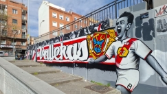 Βαγέκας, το Gazzetta στο γήπεδο του Ράγιο-ΑΕΚ