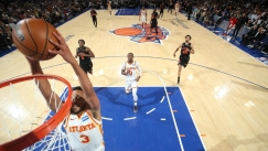 Οι Χοκς με ανατροπή στο τέλος, ισοφάρισαν τη σειρά με τους Νικς