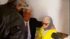 Ηλικιωμένα αδέρφια παίζουν... σφαλιάρες live για περιουσία στη Μύκονο