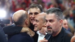 Αγκαλιά ο Μπαρτζώκας με τους αδερφούς Αγγελόπουλους για την κατάκτηση της Ευρωλίγκας