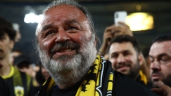 Τα δάκρυα συγκίνησης του Ηλιόπουλου και το φιλί στον Νίκολιτς