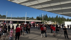 Οι πρώτοι οπαδοί του Ολυμπιακού έφτασαν στον σταθμό «Ειρήνη» σχεδόν τέσσερις ώρες πριν από τον τελικό!