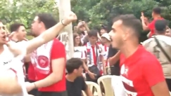 Πειραιάς: Οι έξαλλοι πανηγυρισμοί των οπαδών του Ολυμπιακού για την πρόκριση στον τελικό του Final Four!