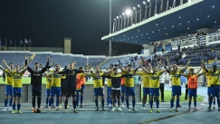 Παίκτες και κόσμος του Παναιτωλικού έγιναν «ένα» μετά την ανατροπή - μισή παραμονή