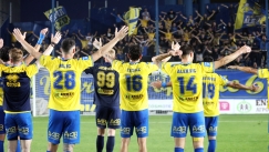Παίκτες και φίλαθλοι του Παναιτωλικού πανηγύρισαν μαζί την παραμονή