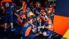 Εξετάζεται ριζική αλλαγή στο MotoGP με μία μόνο μοτοσυκλέτα ανά αναβάτη από το 2027