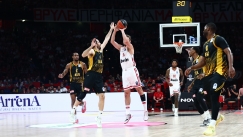 Απίθανο buzzer beater του Βεζένκοβ από το logo του γηπέδου!