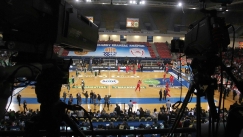 Εισβολή κουρσάρων μέσα στη στοά