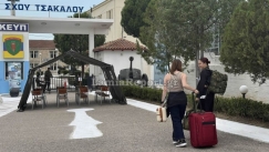 Ιστορική στιγμή στη Λαμία: Παρουσιάστηκαν οι πρώτες 72 εθελόντριες στον Στρατό (vid)
