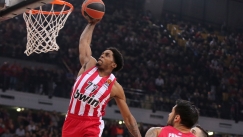 Η EuroLeague αποχαιρέτησε τον ΜακΚίσικ με τον πρώτο του και το τελευταίο του κάρφωμα με τον Ολυμπιακό