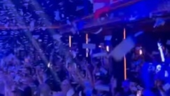 Ο Ολυμπιακός πανηγύρισε με «νοικιάστηκε» το double στα μπουζούκια!
