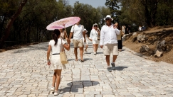 Ο καιρός... ζεσταίνεται: Έρχονται τα πρώτα 36άρια το Σαββατοκύριακο (vid)