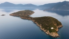 Νέο ιδιοκτήτη αναζητεί το Αργυρονήσι: €35 εκατ. για τον μοναδικό προορισμό του Αιγαίου