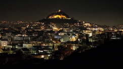 Δρόμος στο κέντρο της Αθήνας είναι πιο σκοτεινός και από τη Μόρντορ