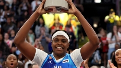 WNBA All Star Weekend: Νικήτρια η Team Spoon, MVP η Τζονκουέλ Τζόουνς