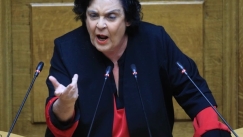 «Τώρα που σε ξέρουν όλοι, μουτζώνεις τον κόσμο;» – Η απίστευτη ιστορία της Λιάνας Κανέλλη