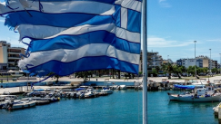 Στο Reddit ένας Αμερικανός ρωτάει πώς είναι η ζωή στην Πελοπόννησο και στα σχόλια γίνεται πάρτι