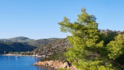 Το μέρος που έχουν τα σπίτια τους ζάμπλουτοι και γαλαζοαίματοι δεν είναι νησί