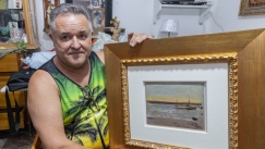 Τουρίστας βρήκε πίνακα στο πεζοδρόμιο: Τον σκάναρε με AI και δεν πίστευε τι κρατούσε στα χέρια του