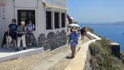 «Ο ορισμός της κόλασης»: Ταξιδιώτης σε πάνω από 60 χώρες μετανιώνει για ελληνικό προορισμό