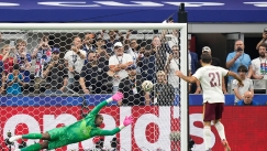Η Ισπανία έκανε το 1-0 με τον Ογιαρθάμπαλ από τα έντεκα βήματα!