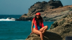 Να γράφεις μες το καλοκαίρι και να ακούς το «Summertime» (vid)