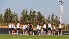 Τελευταία προπόνηση πριν τη Μπραν παρουσία οπαδών στη Νέα Μεσημβρία
