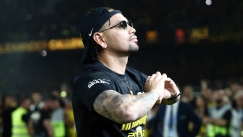 Κάλενς: «Φεύγω περήφανος που φόρεσα αυτή τη φανέλα, ευχαριστώ που μου επιτρέψατε να αποχαιρετήσω ως πρωταθλητής»